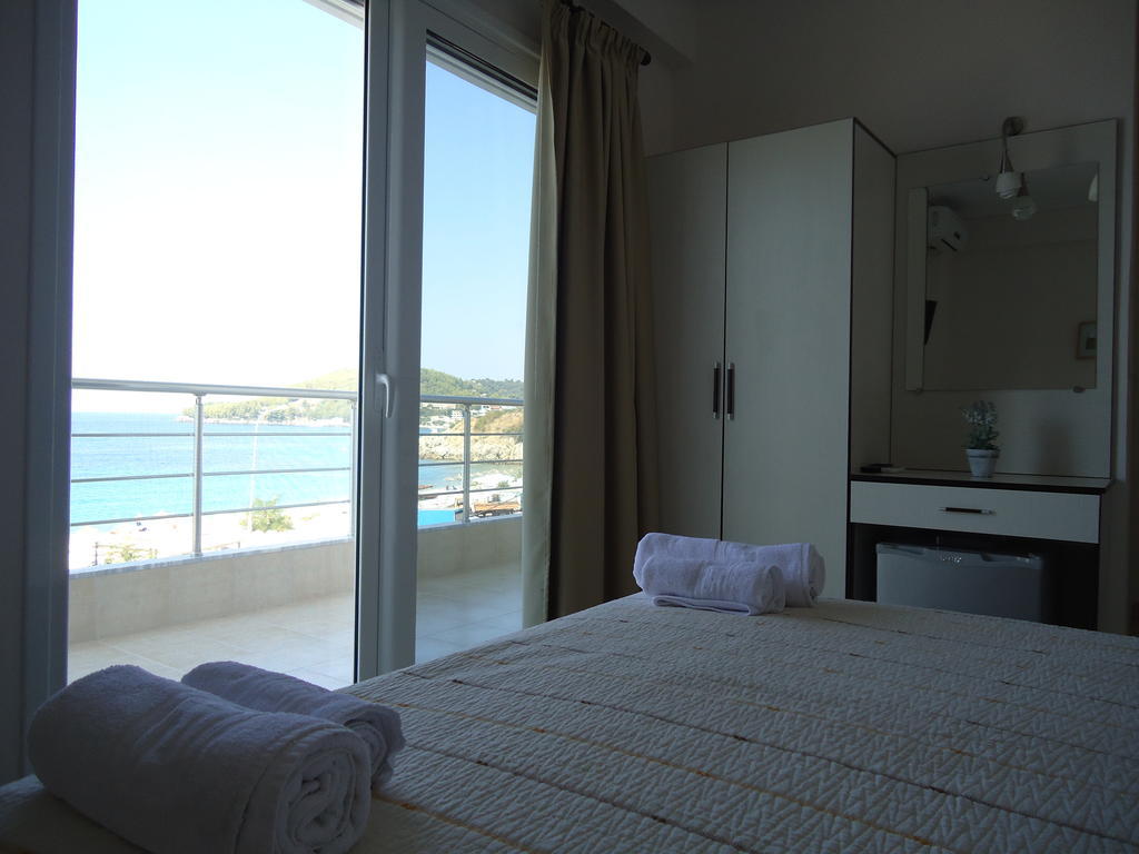 Rondos Hotel Himarë Habitación foto